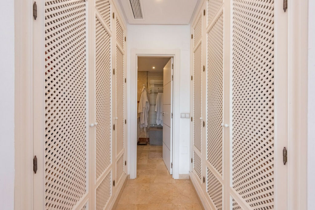 Penthouse Puerto Banús Málaga - image 12