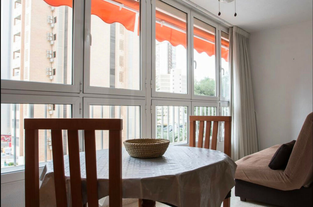 Middle Floor Apartment Benidorm Alicante - image 12