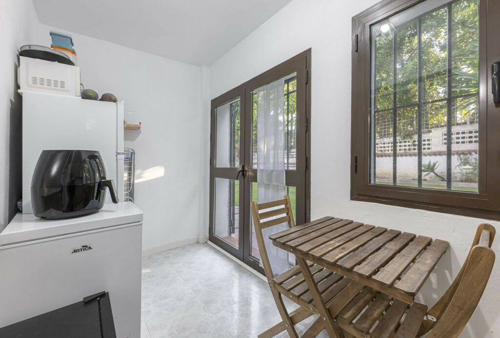 Ground Floor Studio New Golden Mile Málaga - image 12