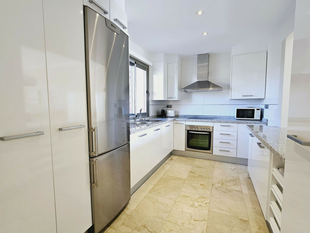 Penthouse Selwo Málaga - image 12