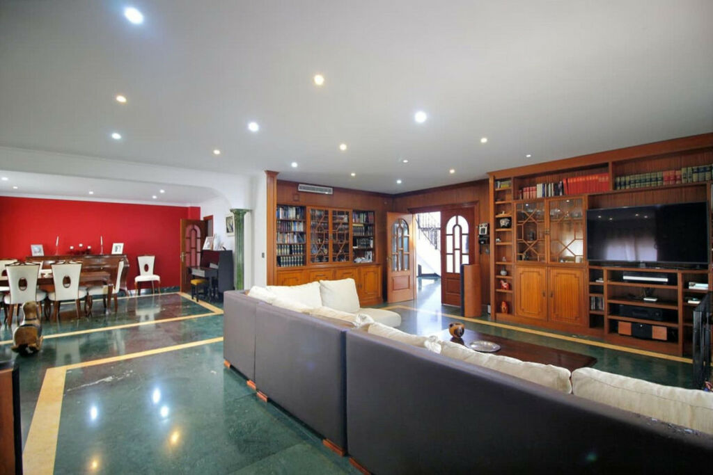 Detached Villa Benalmadena Málaga - image 12