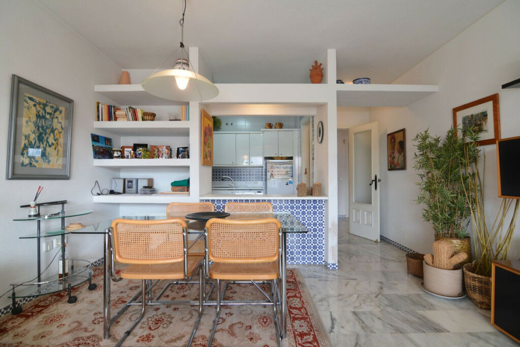Middle Floor Apartment Fuengirola Málaga - image 12