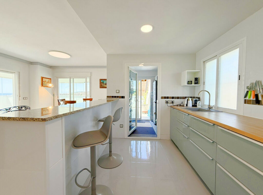 Penthouse Casares Playa Málaga - image 12