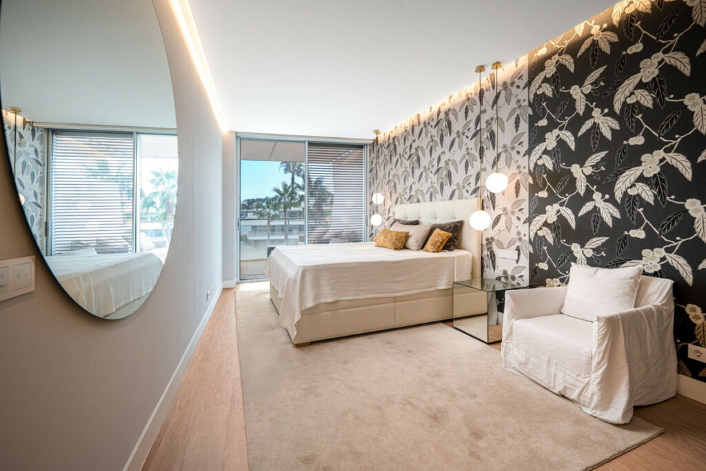 Middle Floor Apartment Estepona Málaga - image 12
