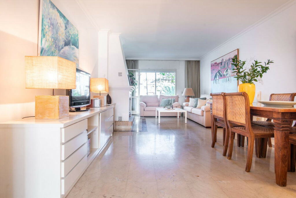 Middle Floor Apartment San Pedro de Alcántara Málaga - image 12