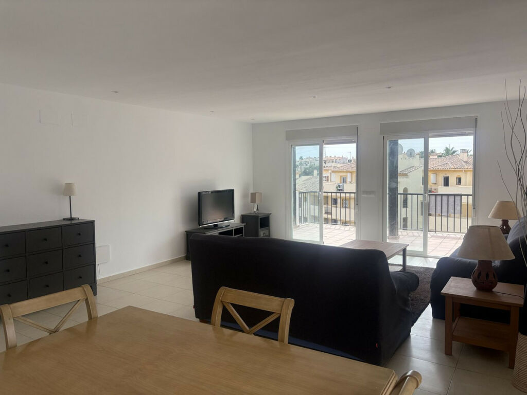 Middle Floor Apartment Riviera del Sol Málaga - image 12