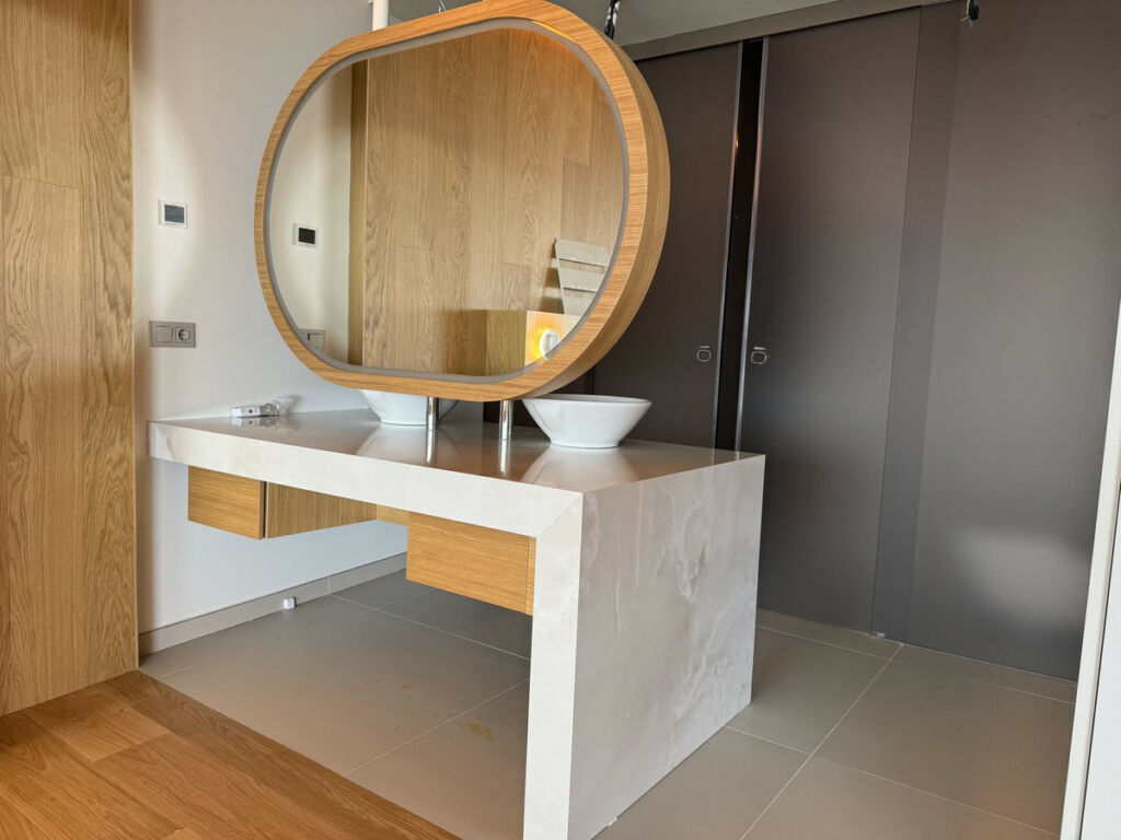 Middle Floor Apartment Higueron Málaga - image 12