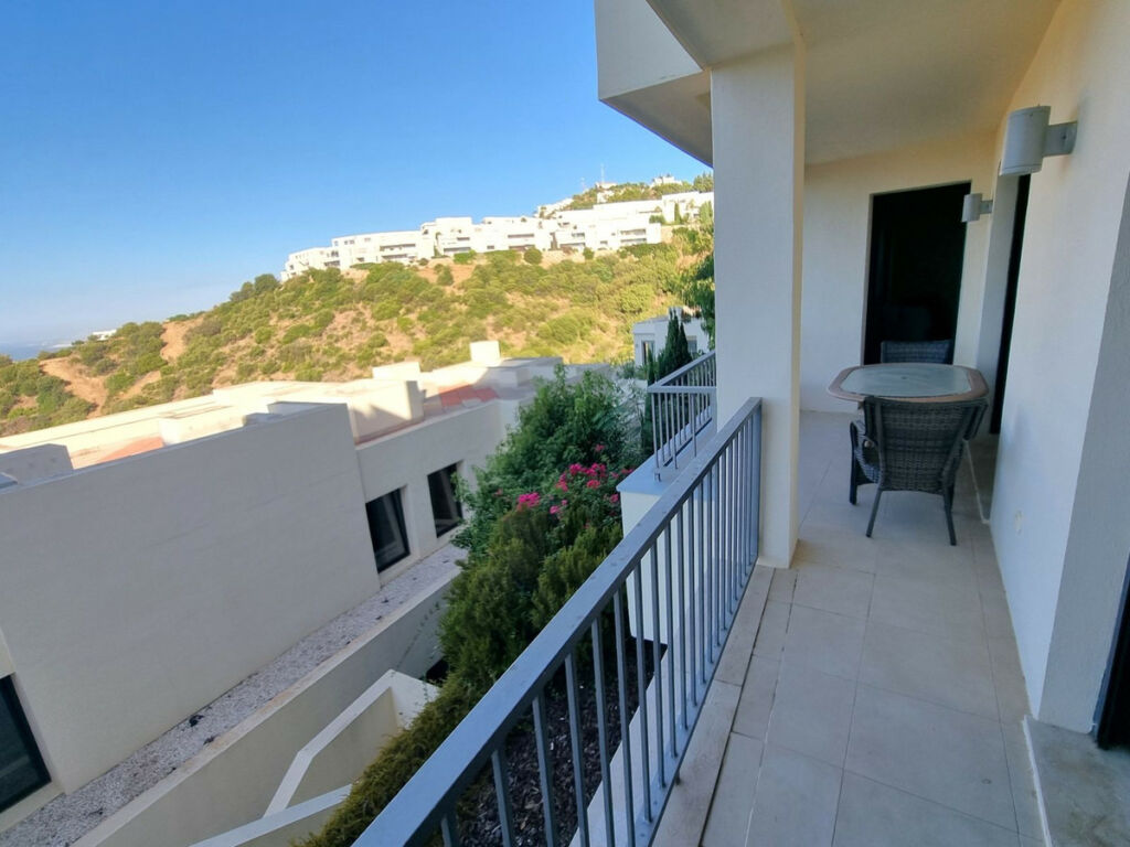 Ground Floor Apartment Altos de los Monteros Málaga - image 12