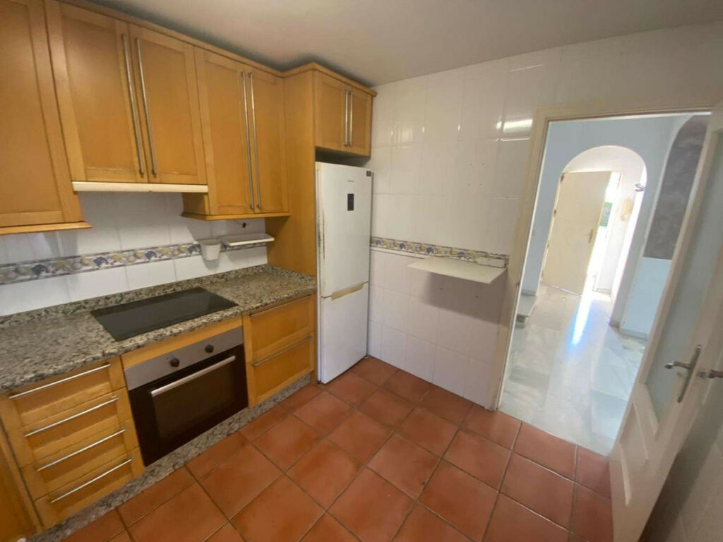 Townhouse Fuengirola Málaga - image 12