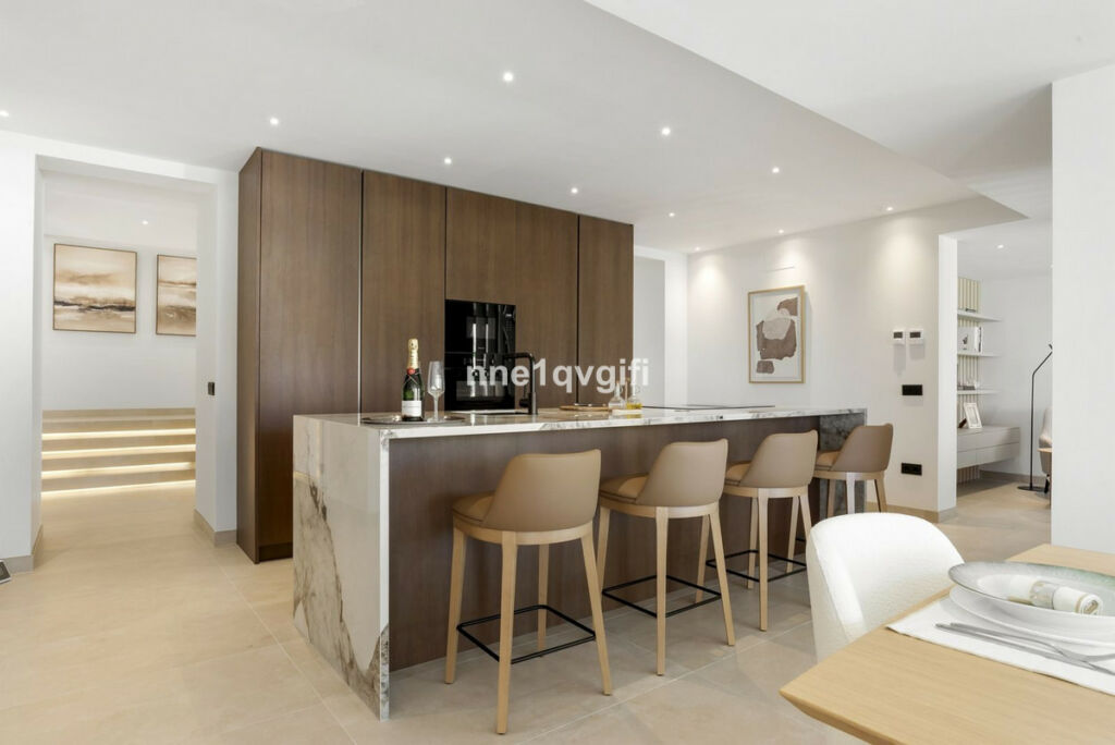 Detached Villa Guadalmina Alta Málaga - image 13
