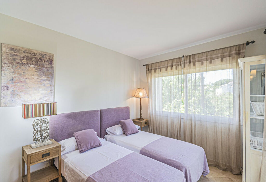 Middle Floor Apartment Costalita Málaga - image 12