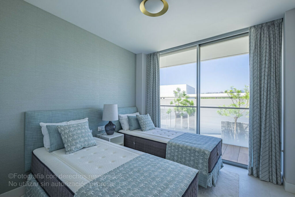 Middle Floor Apartment Estepona Málaga - image 12