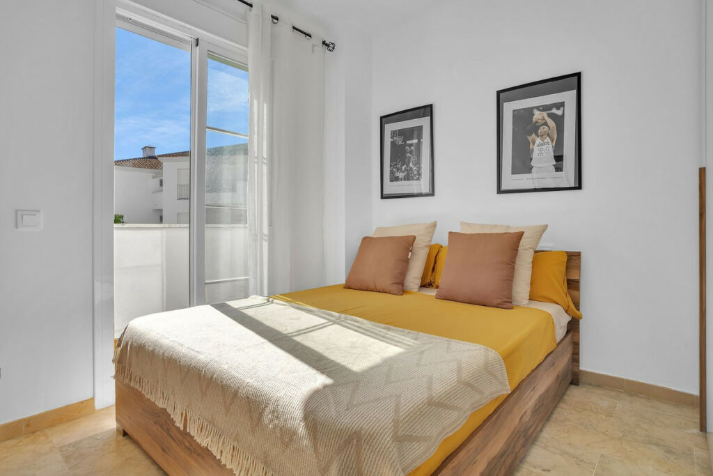 Penthouse Manilva Málaga - image 12