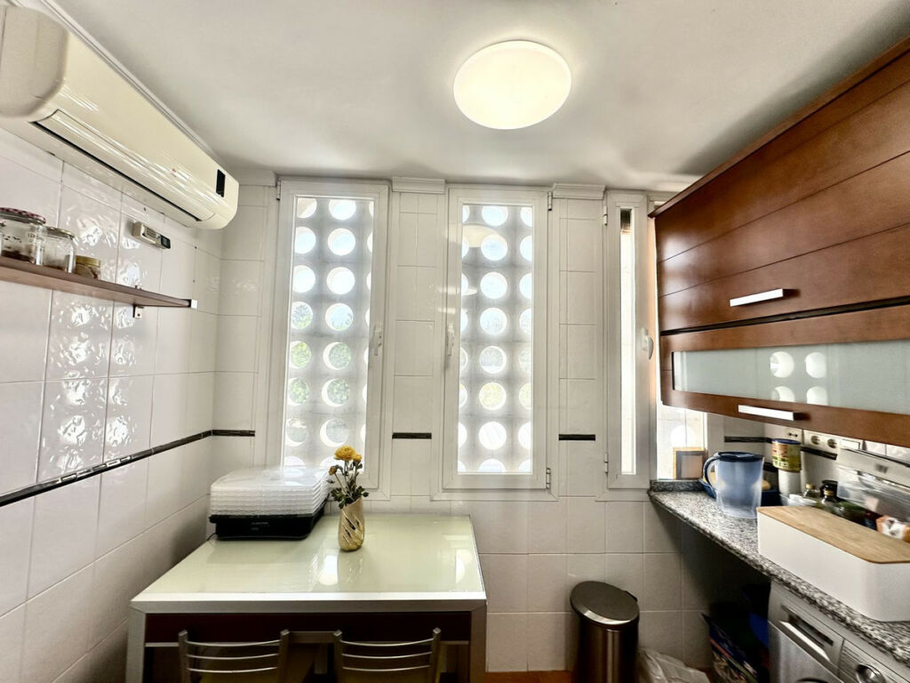 Middle Floor Apartment Fuengirola Málaga - image 12