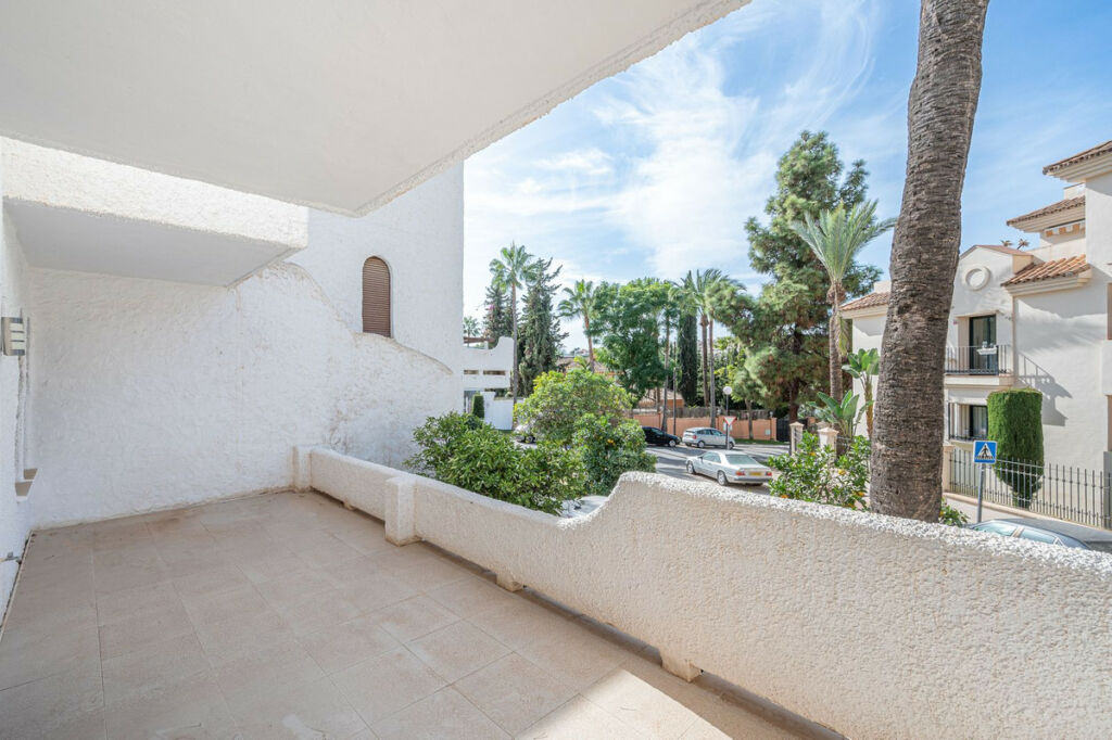 Townhouse Marbella Málaga - image 12
