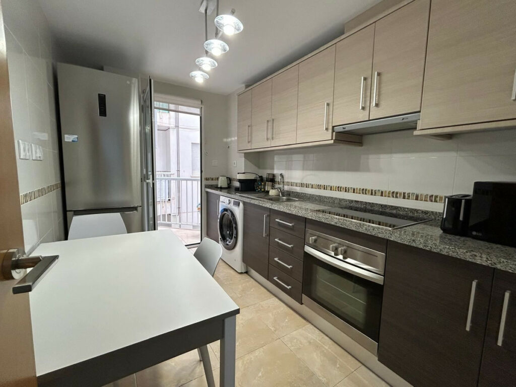 Middle Floor Apartment Alicante City Alicante - image 12