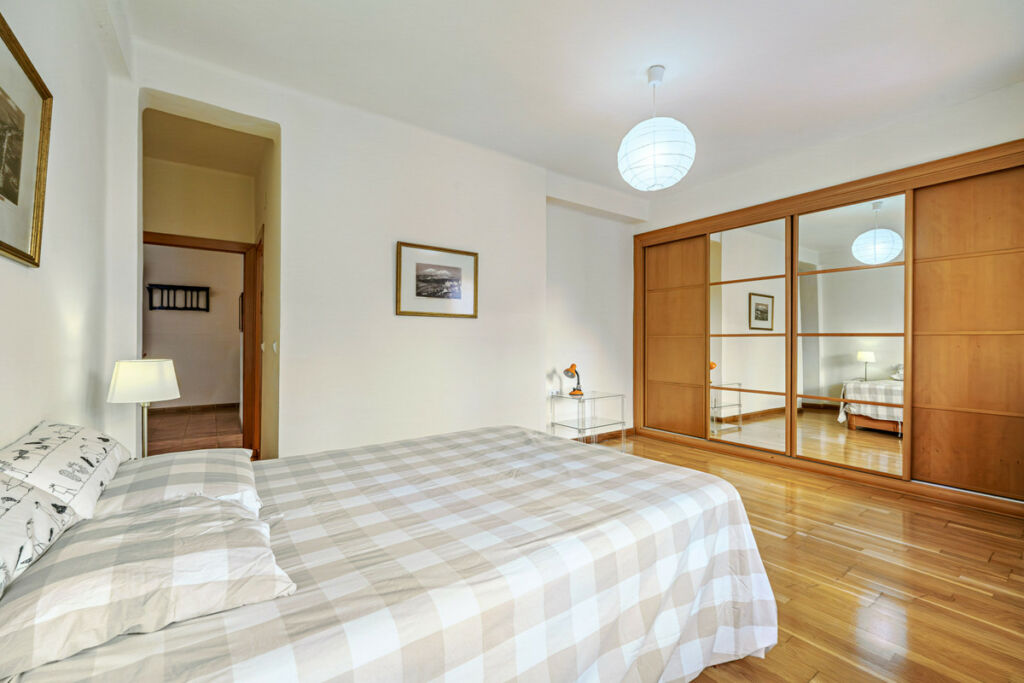 Middle Floor Apartment Málaga Centro Málaga - image 12
