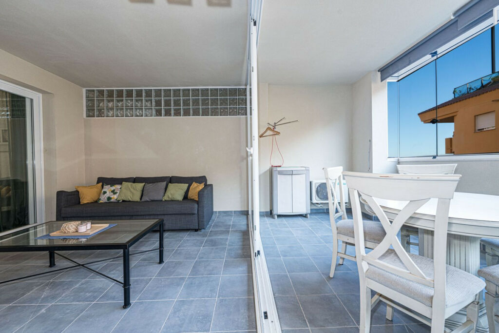 Middle Floor Apartment Los Pacos Málaga - image 12