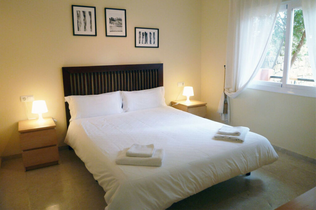 Ground Floor Apartment Estepona Málaga - image 12
