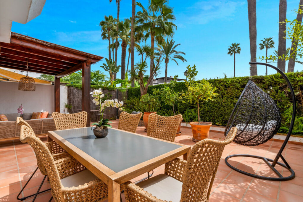 Townhouse San Pedro de Alcántara Málaga - image 12