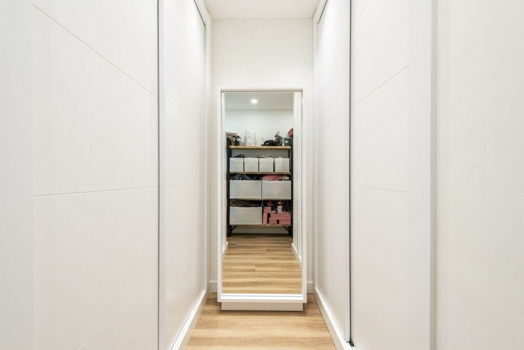 Middle Floor Apartment Estepona Málaga - image 12