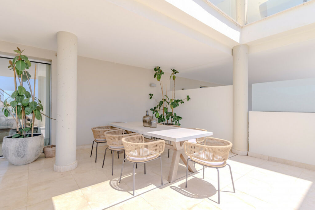 Duplex Nueva Andalucía Málaga - image 12