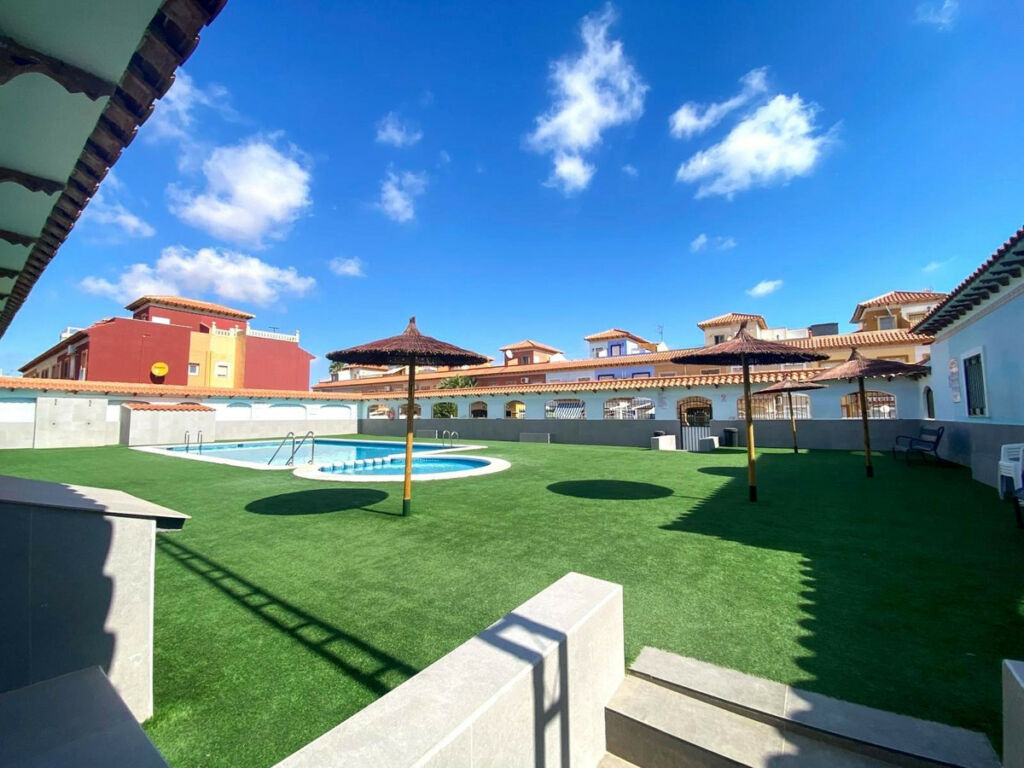 Townhouse La Siesta Alicante - image 12