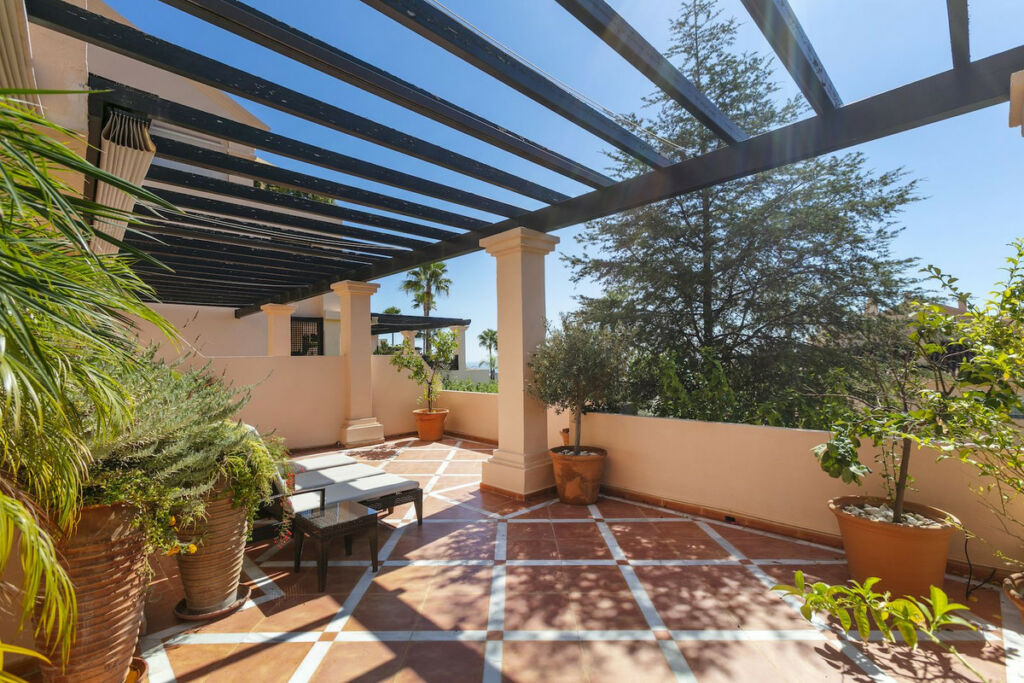 Ground Floor Apartment Nueva Andalucía Málaga - image 12