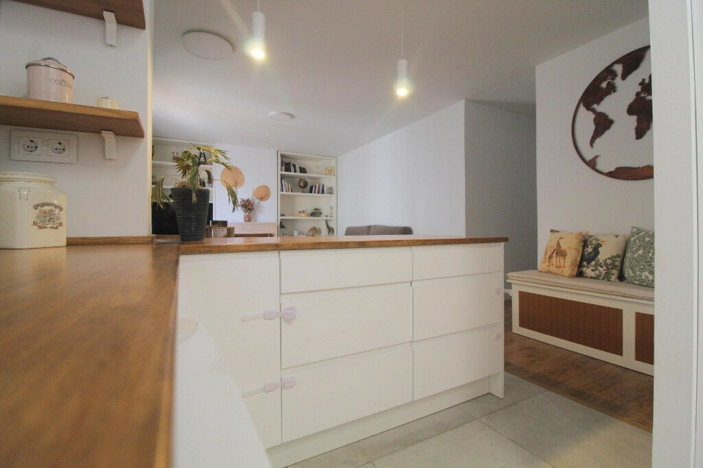 Middle Floor Apartment La Veleta Alicante - image 12