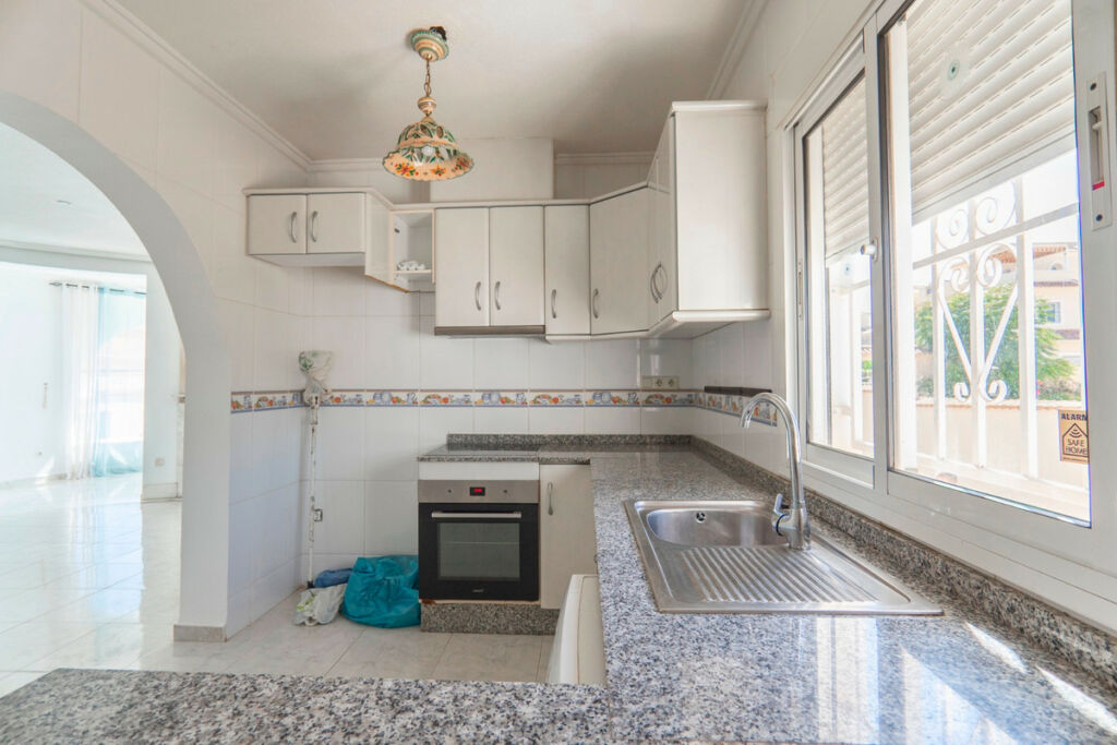 Detached Villa Rojales Alicante - image 12