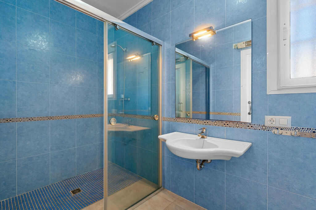 Detached Villa Rojales Alicante - image 12