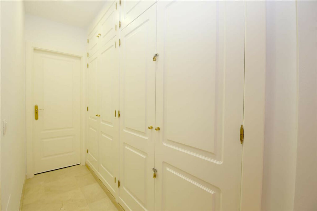 Ground Floor Apartment Estepona Málaga - image 12