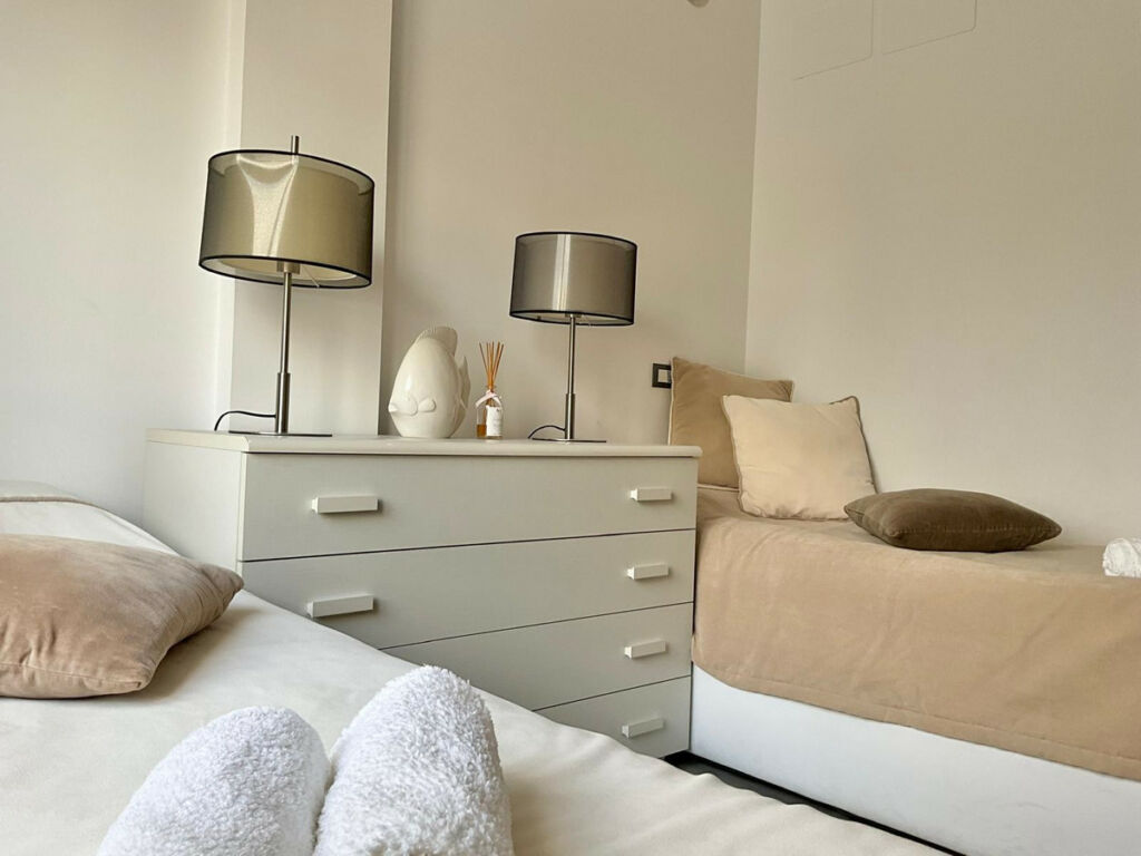 Penthouse Estepona Málaga - image 12