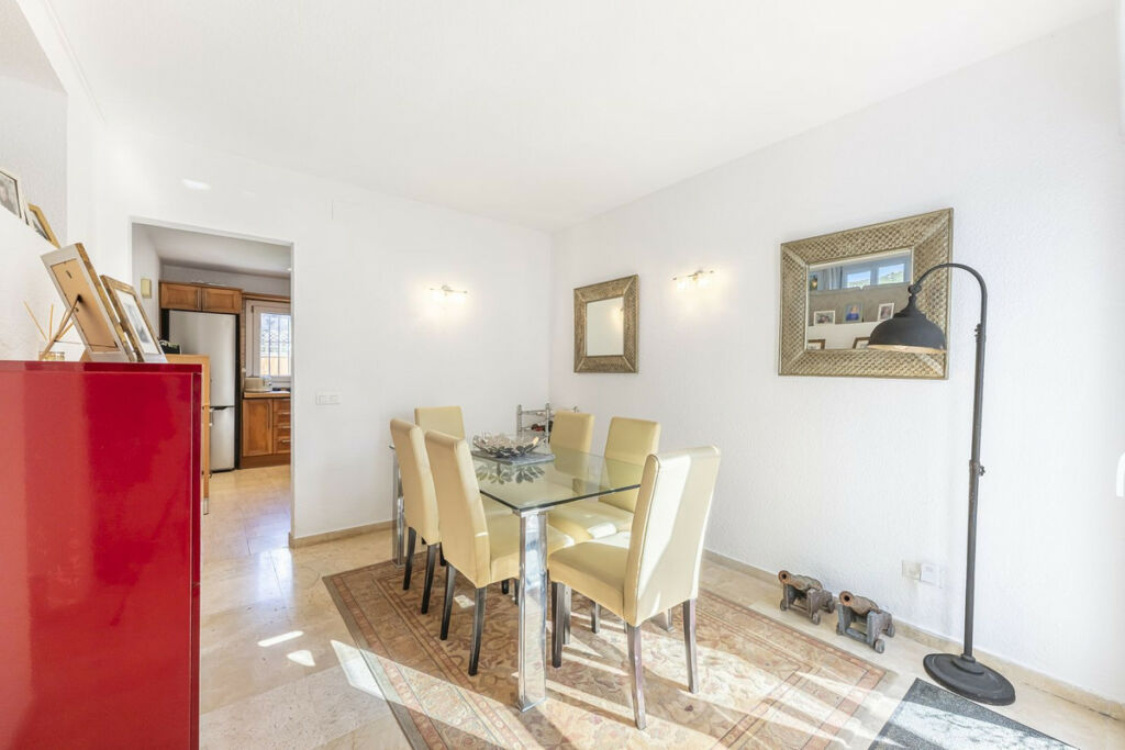 Detached Villa La Duquesa Málaga - image 12