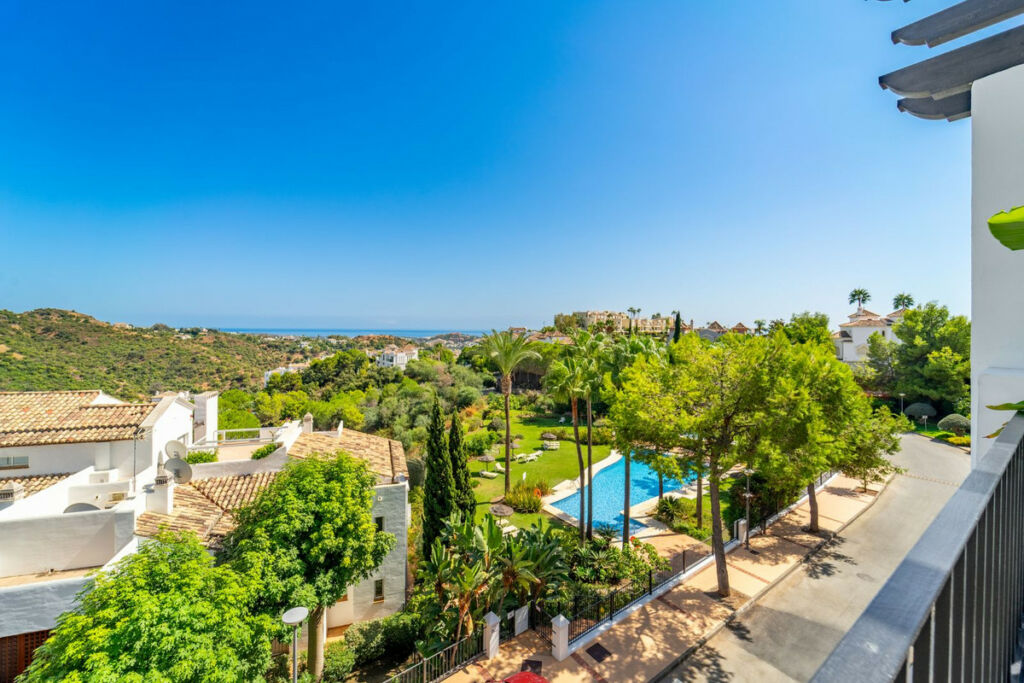 Penthouse La Quinta Málaga - image 12