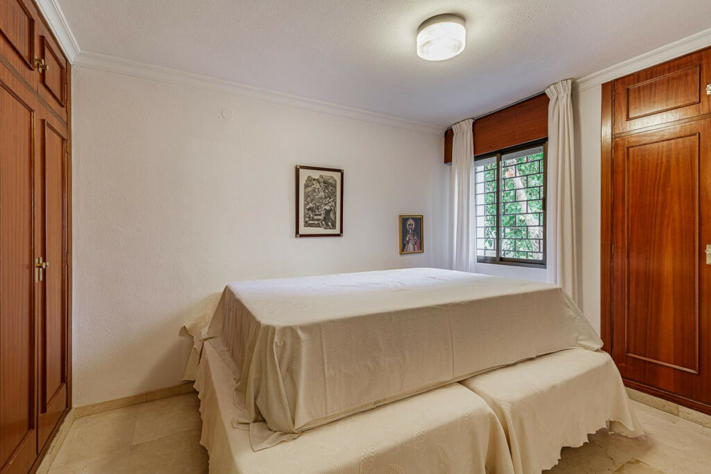 Middle Floor Apartment Marbella Málaga - image 12
