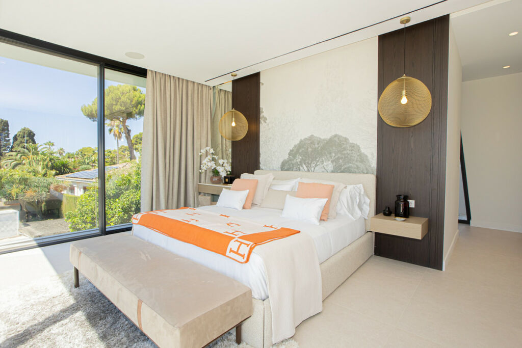 Detached Villa Los Monteros Málaga - image 12