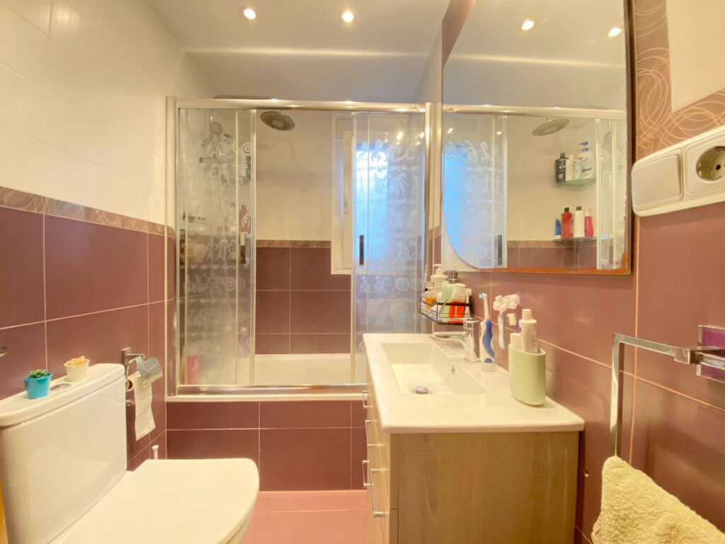 Middle Floor Apartment Marbella Málaga - image 12