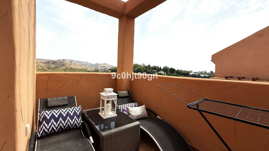 Penthouse Duplex Elviria Málaga - image 12