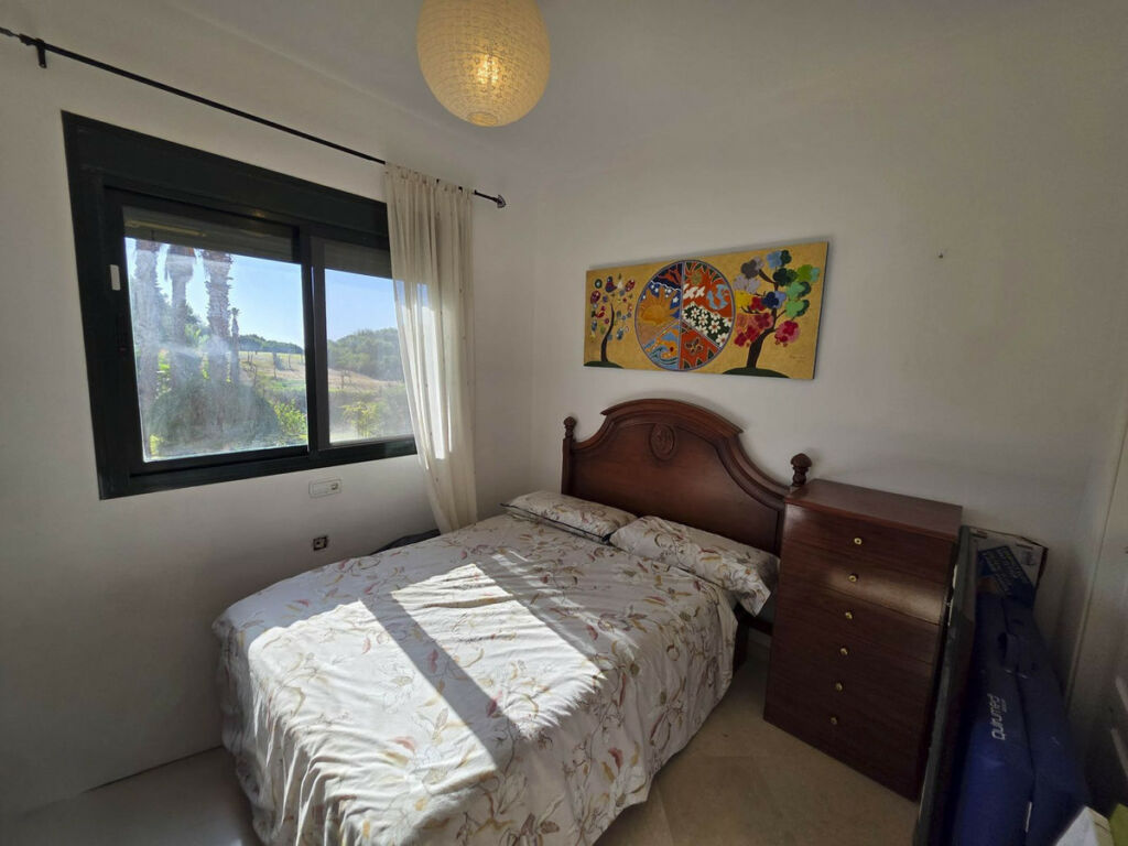 Townhouse La Duquesa Málaga - image 12