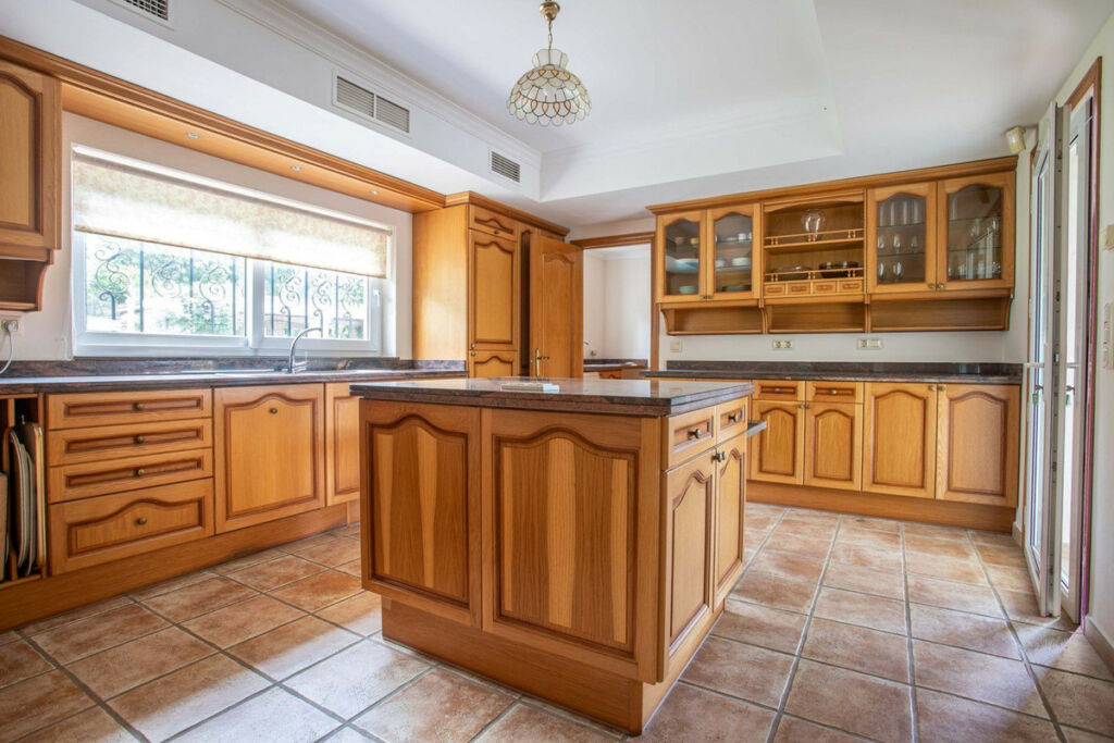 Detached Villa Istán Málaga - image 12