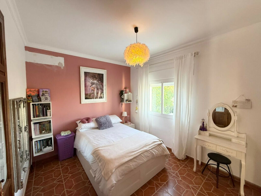 Detached Villa Casares Málaga - image 13