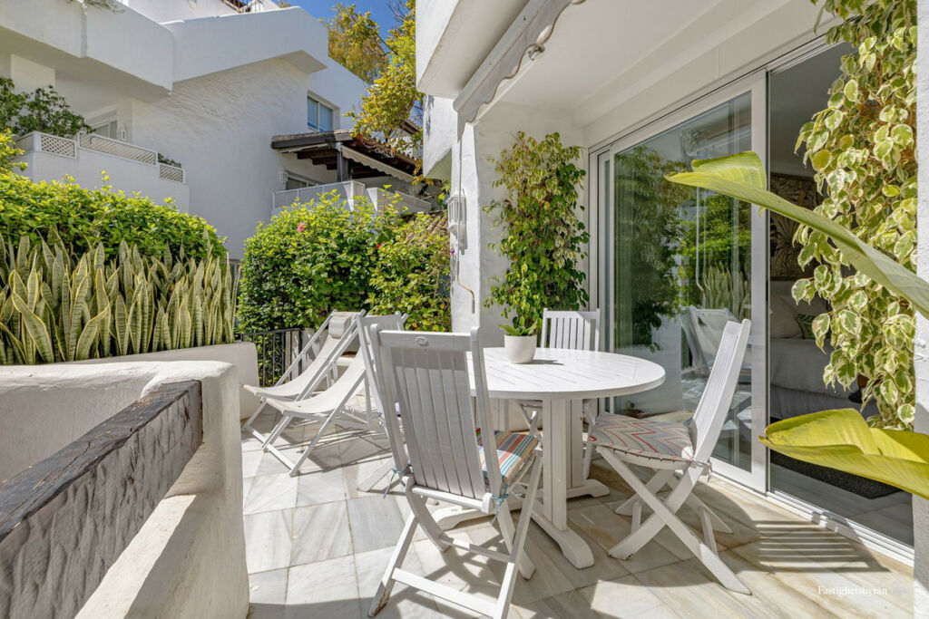 Ground Floor Apartment Estepona Málaga - image 11