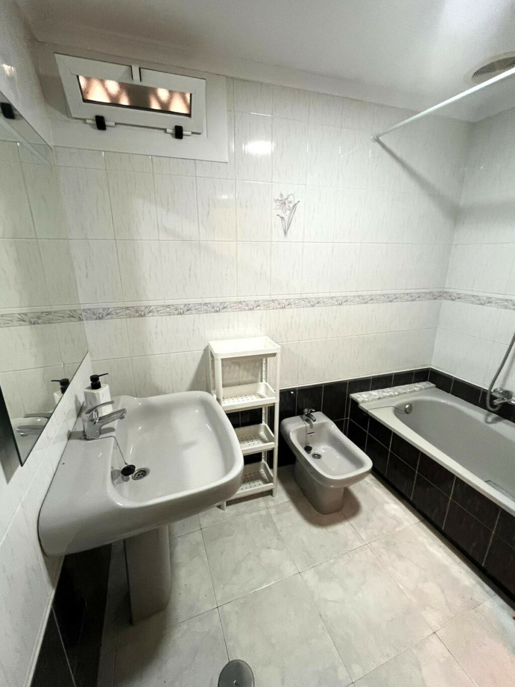 Middle Floor Apartment Torrevieja Alicante - image 12
