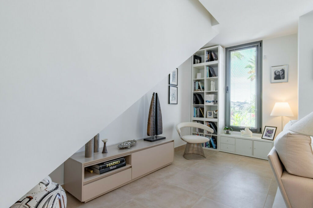 Detached Villa Moraira Alicante - image 12
