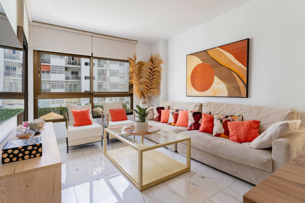 Middle Floor Apartment Fuengirola Málaga - image 12