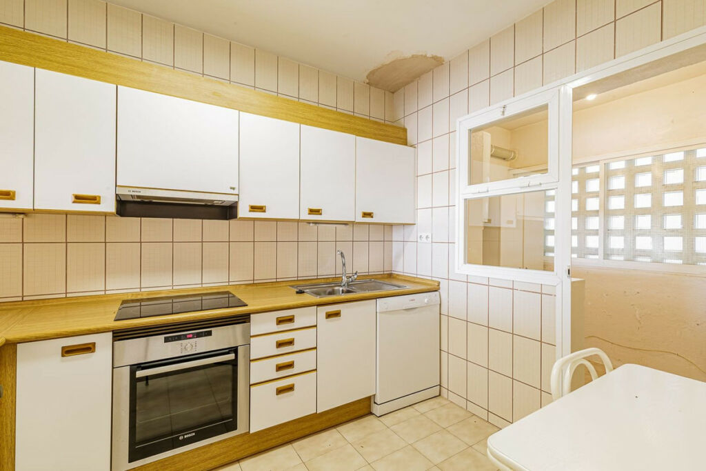 Ground Floor Apartment Benahavís Málaga - image 11