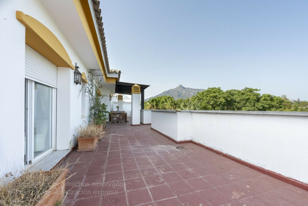 Penthouse Puerto Banús Málaga - image 12