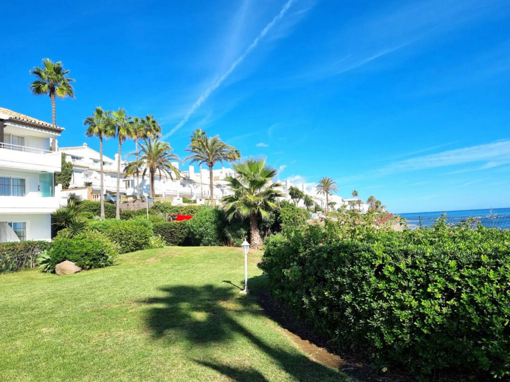 Middle Floor Apartment Miraflores Málaga - image 12
