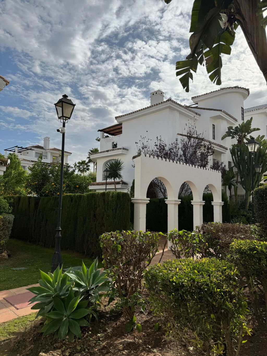 Middle Floor Apartment Nueva Andalucía Málaga - image 12
